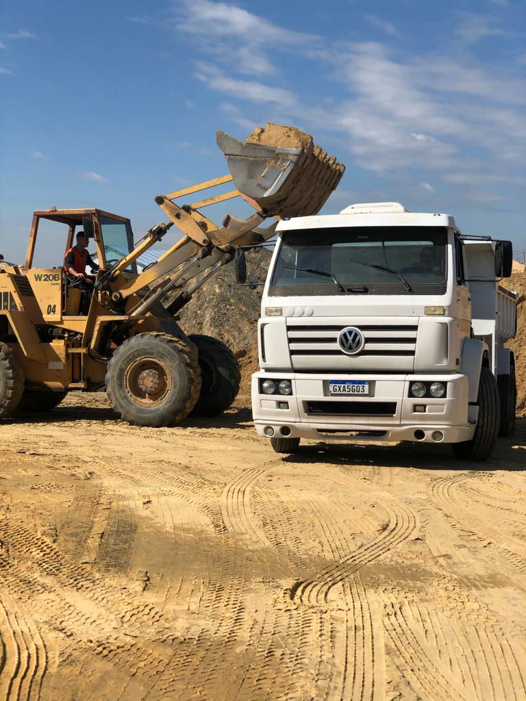 taubeer areia pedra terraplenagem disk entulho cacamba em sorocaba