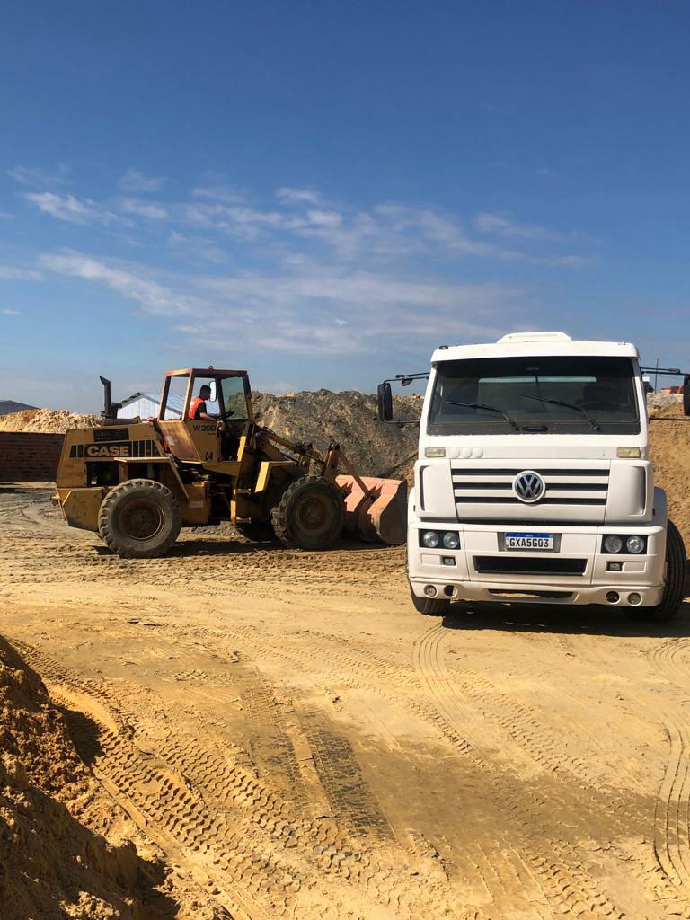 taubeer areia pedra terraplenagem disk entulho cacamba em sorocaba